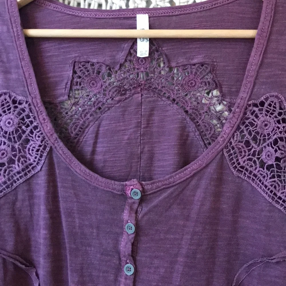 Free People 🌺purple long sleeve scoop neck fitted blouse XS